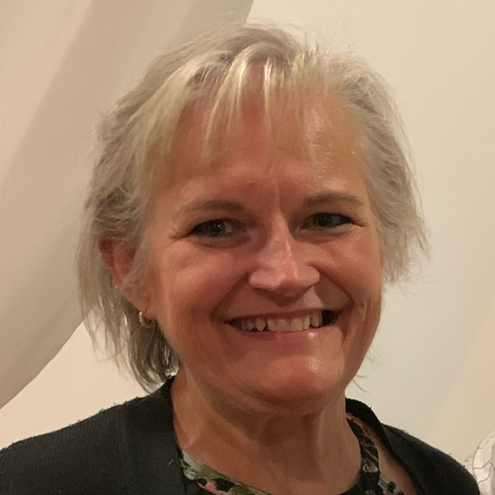 Meet your Posher, Cindy